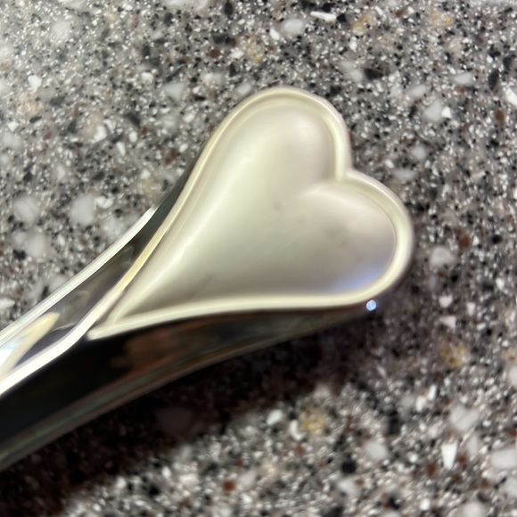 NWT International Silver Company 2 Piece Heart Shaped Serving Set - Picture 6 of 8